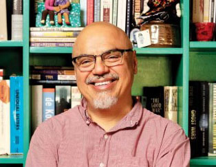 Héctor Tobar